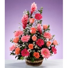 Floral arrangement with gerberas and pink roses